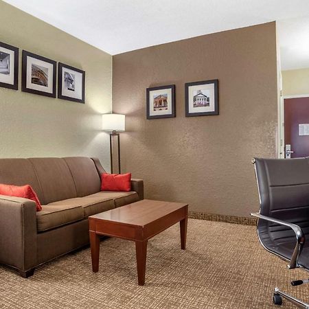 Comfort Inn & Suites Marianna I-10 מראה חיצוני תמונה