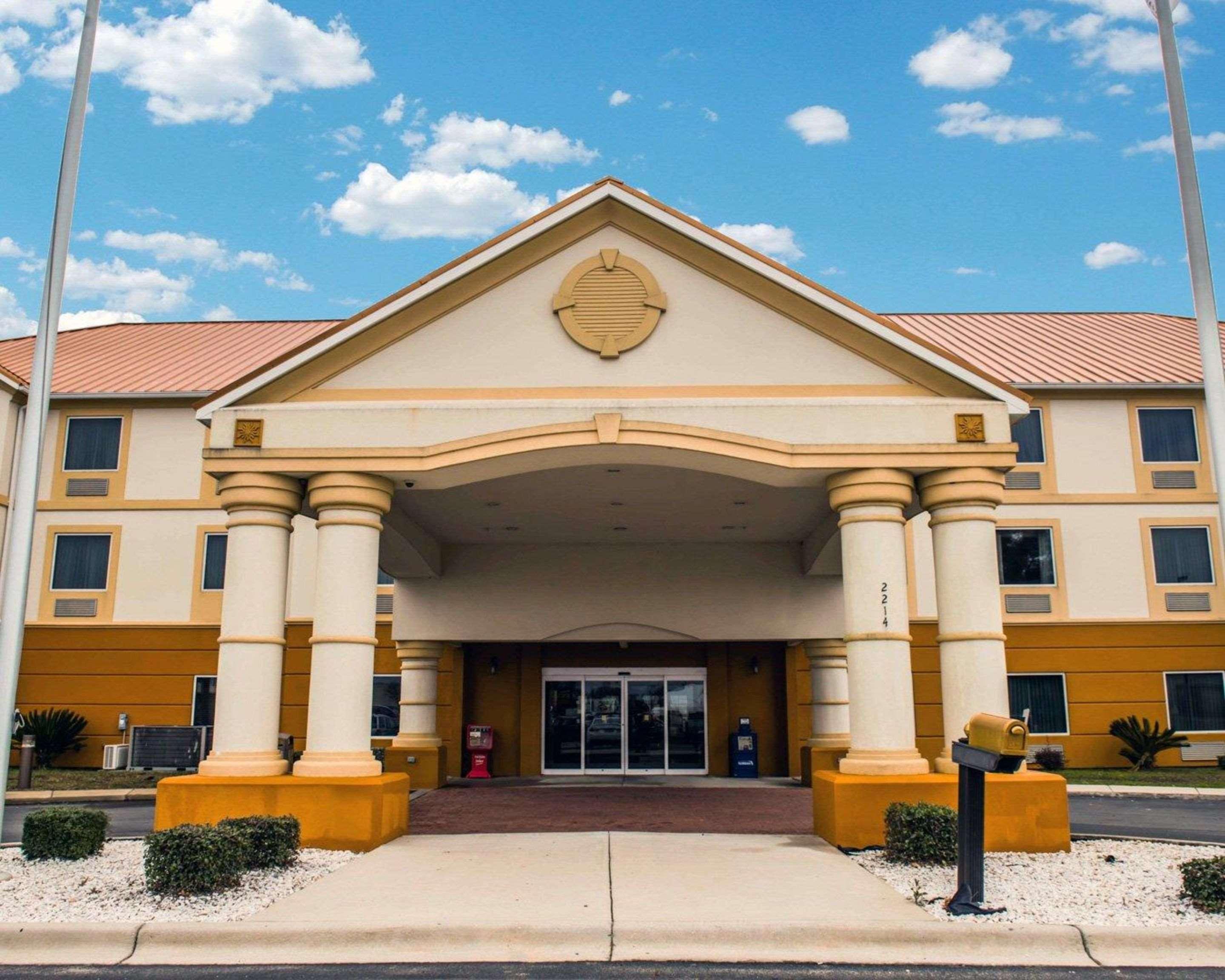 Comfort Inn & Suites Marianna I-10 מראה חיצוני תמונה